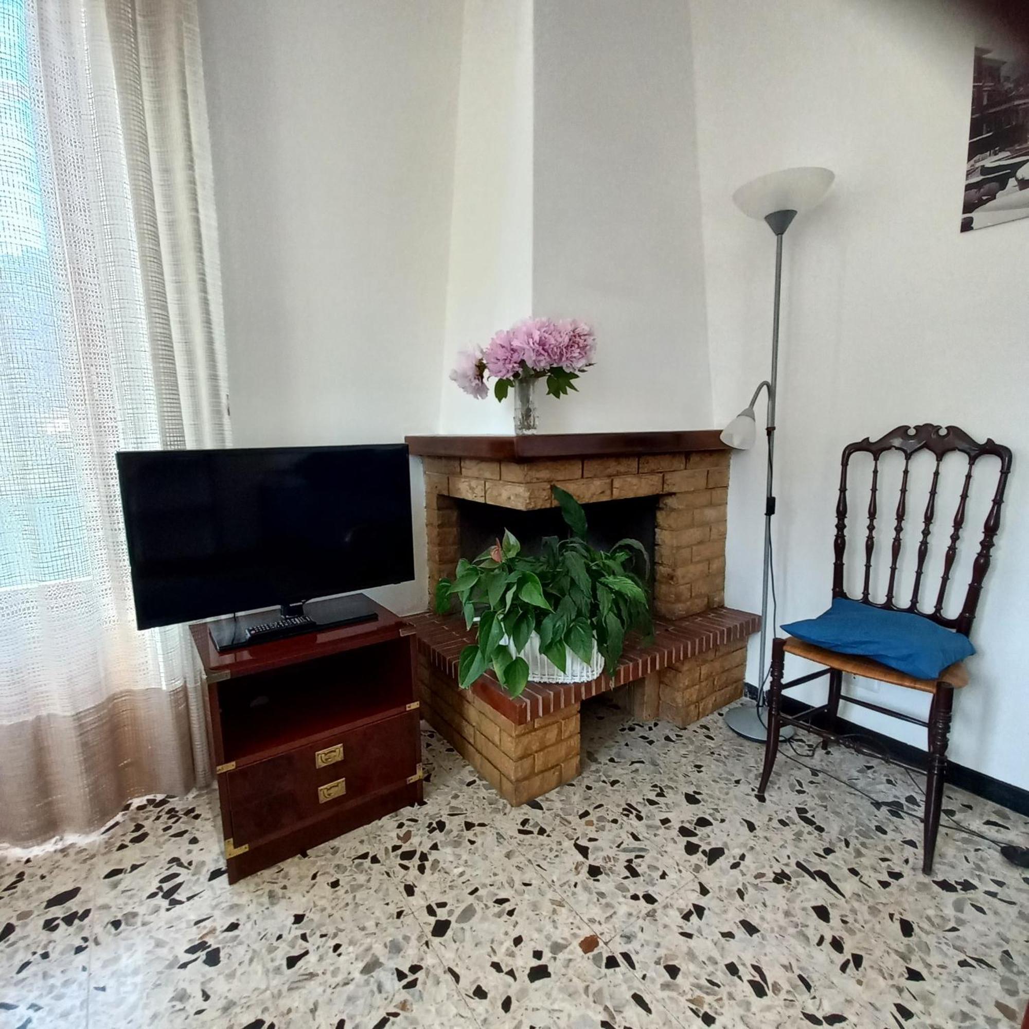 Casa Peonia Lovely Flat โมเนเลีย ภายนอก รูปภาพ