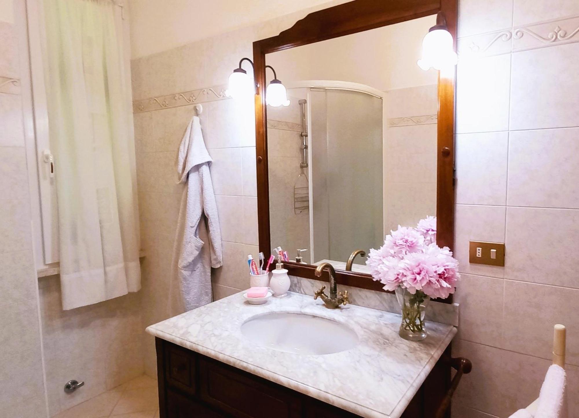 Casa Peonia Lovely Flat โมเนเลีย ภายนอก รูปภาพ